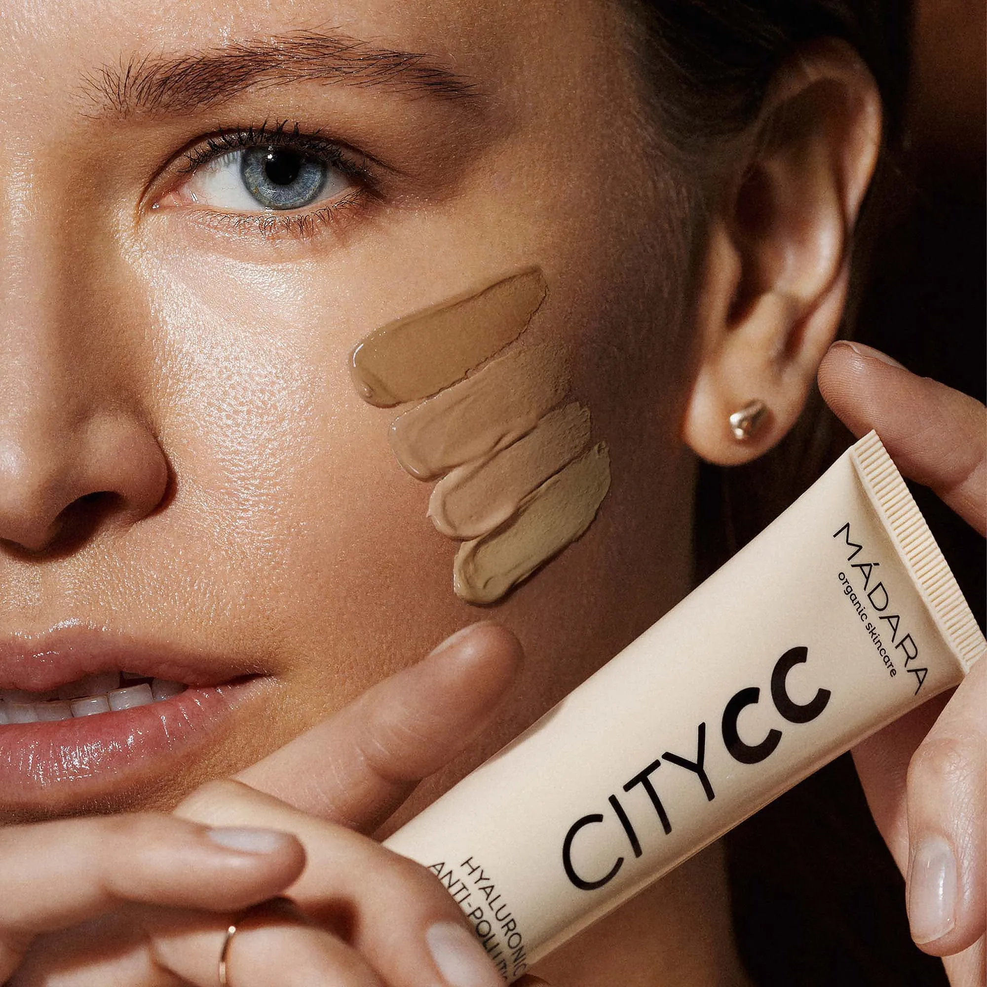 Madara CITY CC Hyaluronic Anti-pollution CC cream SPF 15, TAN 40ml